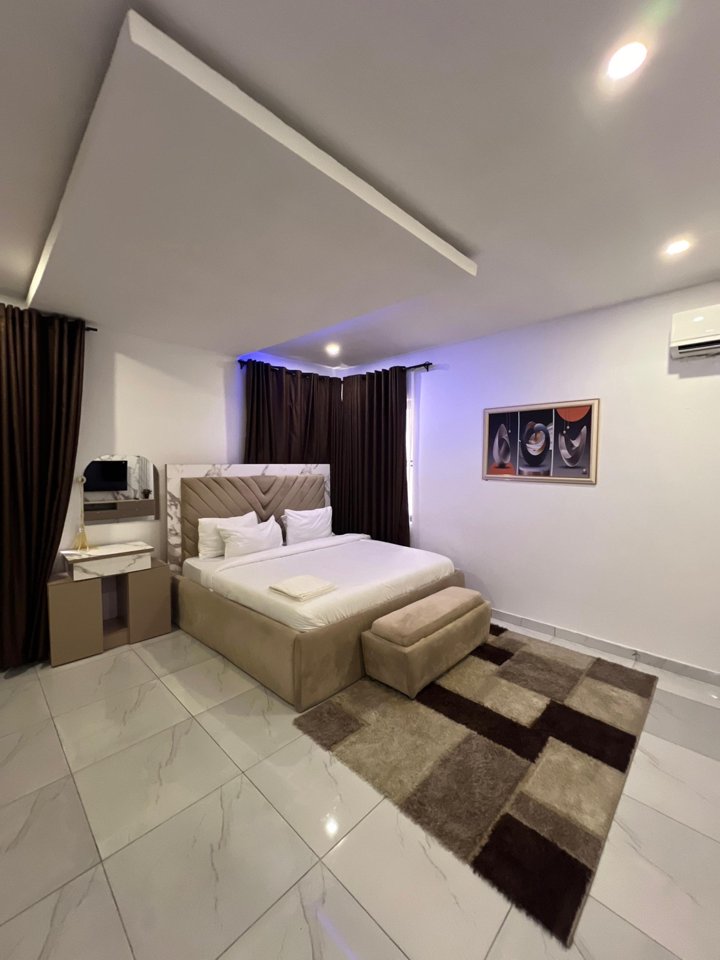 Apartment Image 8